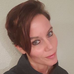 Meet your Posher, Brandi